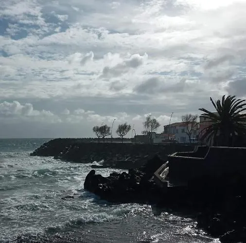 ホームステイ Sandra Hause ポンタ・デルガダ