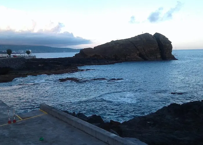 Sandra Hause ホームステイ ポンタ・デルガダ