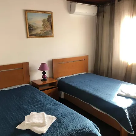 Sandra Hause Quarto em Acomodações Particulares *