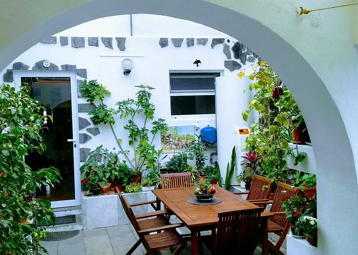 Sandra Hause Rum i privatbostad Ponta Delgada